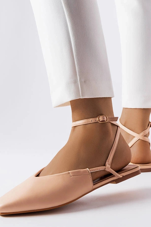 Rožiniai sandalai uždarais pirštais... Rožiniai sandalai uždarais pirštais...