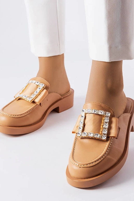 Rudos šlepetės su uždaru pirštu Columbus