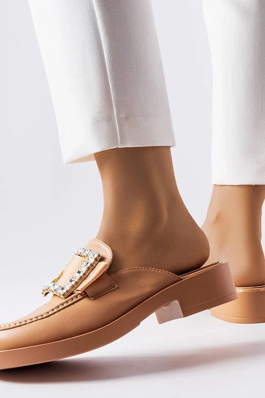 Rudos šlepetės su uždaru pirštu Columbus