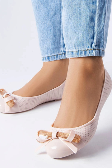 Smėlio spalvos baleto...