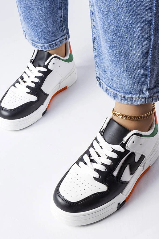 Juodai balti batai storu padu Harter Juodai balti batai storu padu Harter