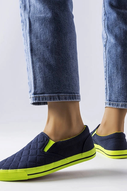 Balsamo Navy dygsniuoti užsegami... Balsamo Navy dygsniuoti užsegami...