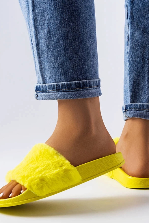 Raffaele geltonos spalvos kailio...