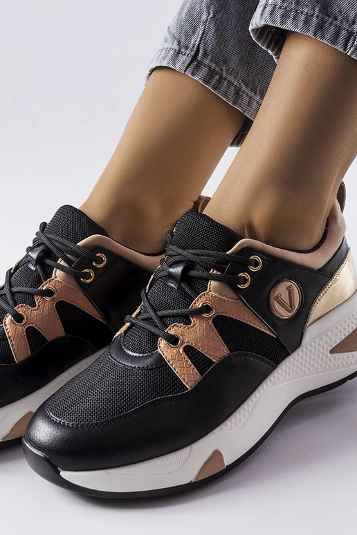 Juodos ir auksinės spalvos Vinceza... Juodos ir auksinės spalvos Vinceza...