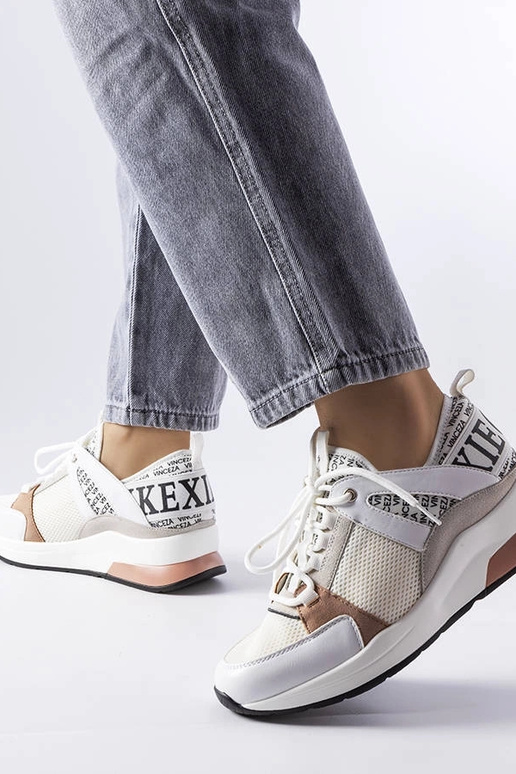 Vinceza balti ir rožiniai sportbačiai Vinceza balti ir rožiniai sportbačiai