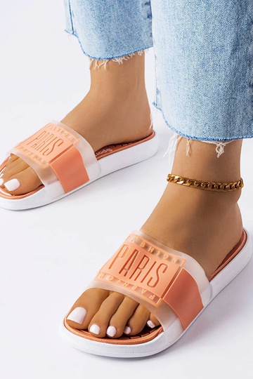 Smėlio spalvos guminės...