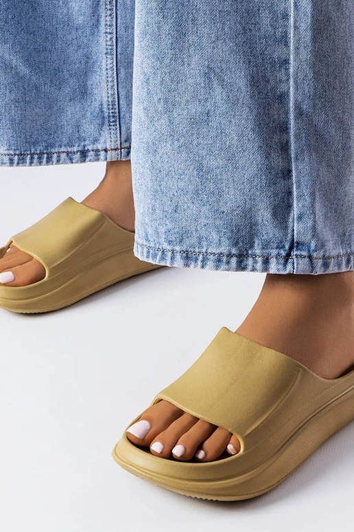 Pilkos metalinės balerinos su...