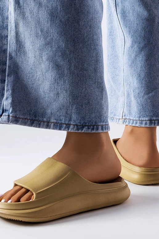 Pilkos metalinės balerinos su...