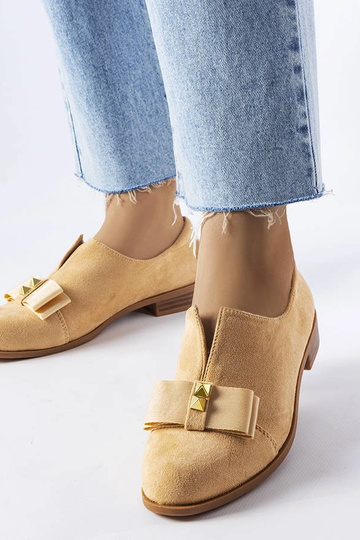 Smėlio spalvos tuopos lanko...