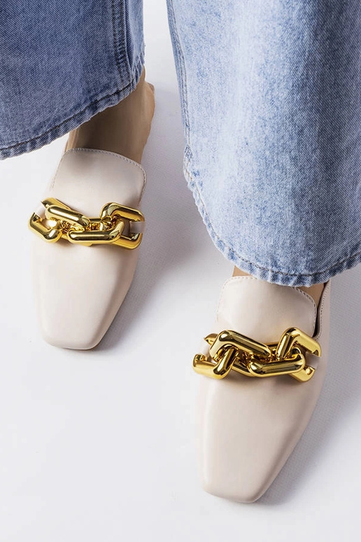 Smėlio spalvos Hickory grandinės...