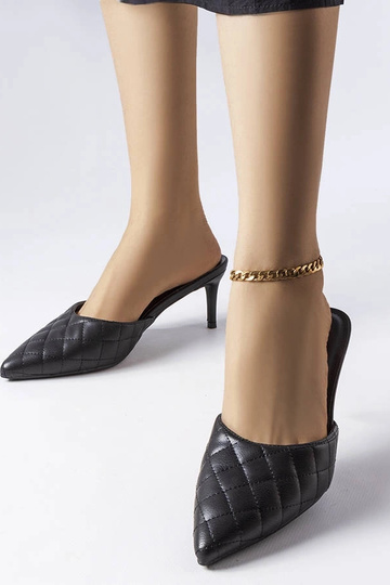 Lambert juodi dygsniuoti užsegimai su „stiletto Heel“. 2