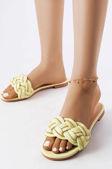 Žalios spalvos elegantiškos...