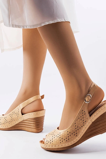 Smėlio spalvos ažūrinės... 2