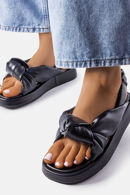 Juodi Clarice platforma