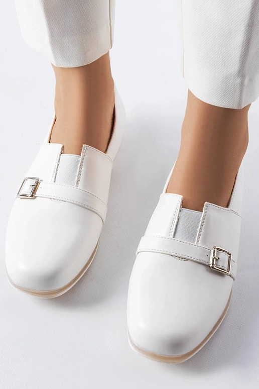 Žali aukštakulniai ant aukšto...