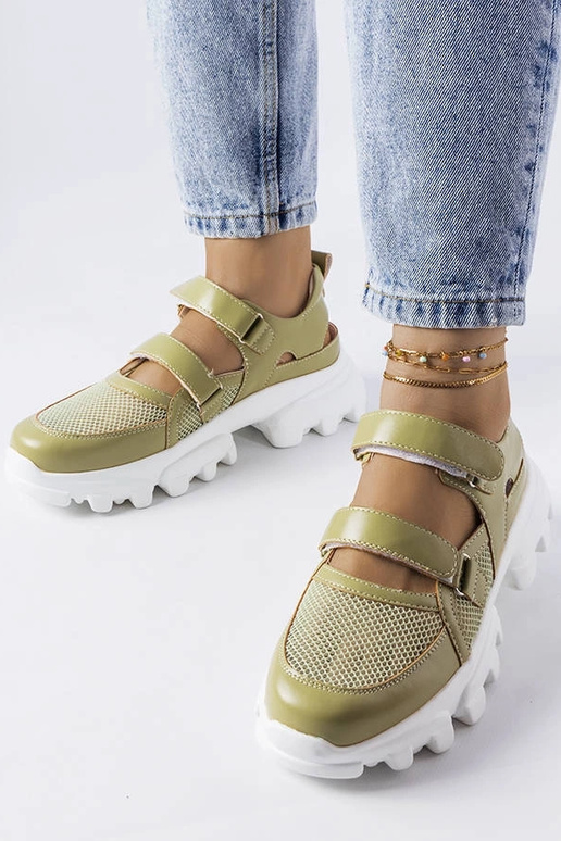 Žali sportbačiai su masyviu Djurs padu