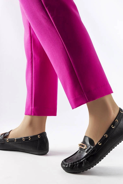 Juodi batukai dekoruoti Sietlo...