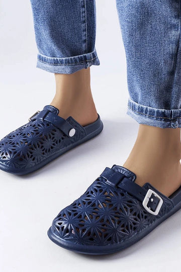 Tamsiai mėlynos ažūrinės... 2