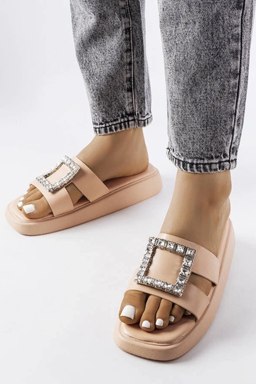 Smėlio spalvos šlepetės su Fusberta cirkoniais 2