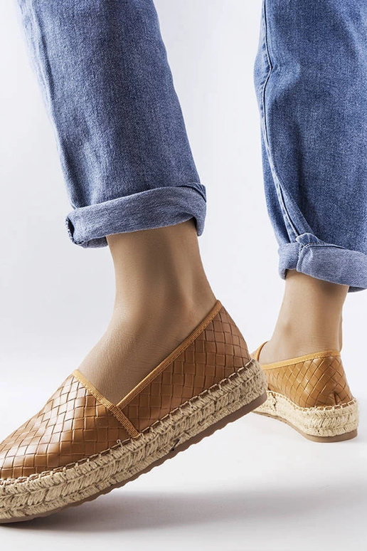 Rudos Geoffrey reljefinės espadrilės Rudos Geoffrey reljefinės espadrilės