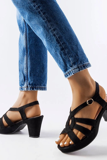 Juodos Monjeau blokinės...