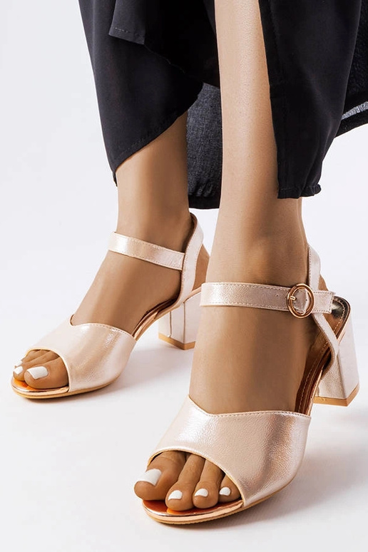 Vinceza auksiniai aukštakulniai sandalai