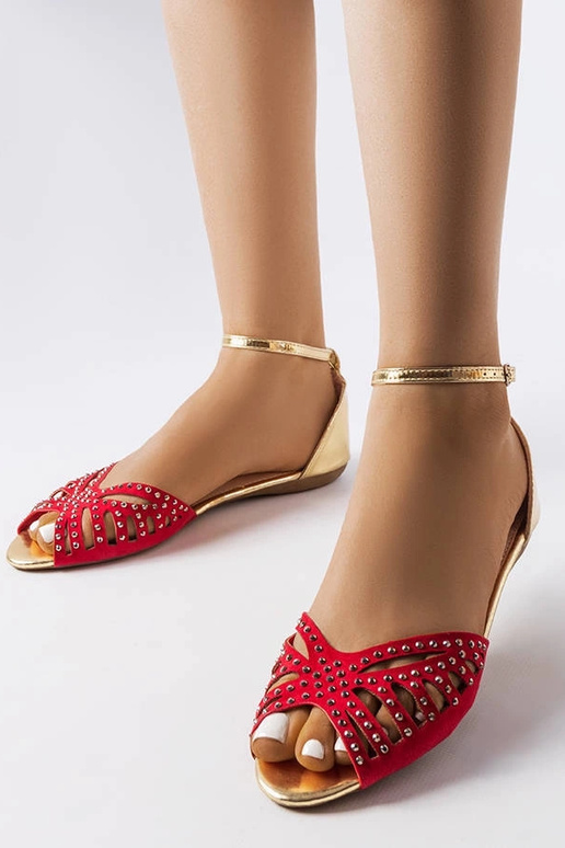 Raudonos ažūrinės basutės su... Raudonos ažūrinės basutės su...