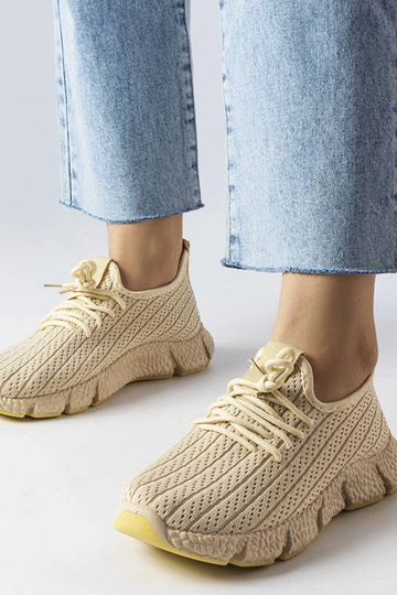 Šviesiai smėlio spalvos... 2