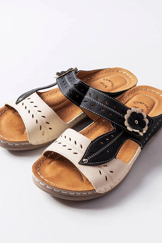 Juodos šlepetės su žemu platformaJolanta