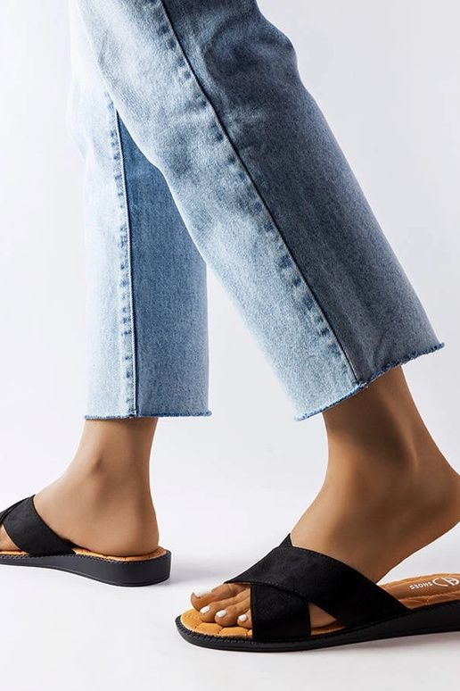 Juodos Tiana šlepetės