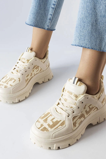 Smėlio spalvos stori...