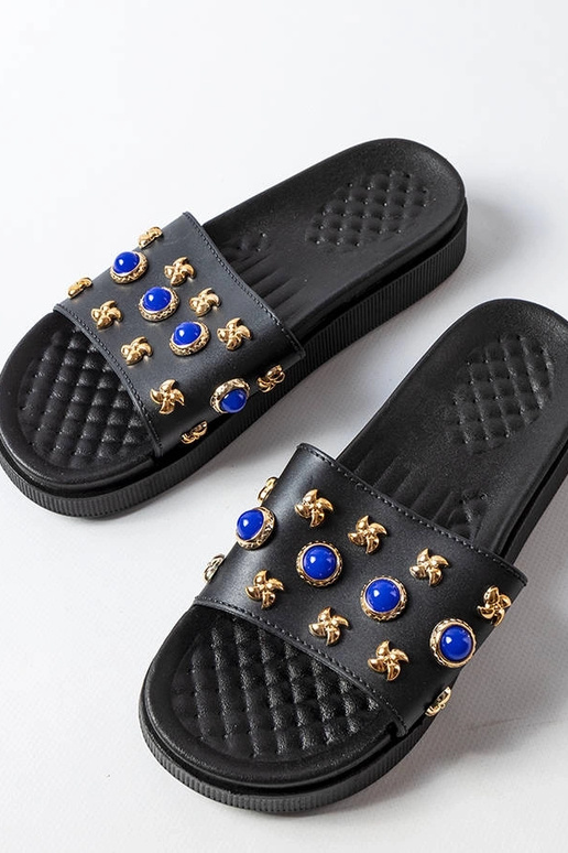 Juodos spalvos puoštos Montesarchio... Juodos spalvos puoštos Montesarchio...