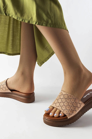 Rožinės ažūrinės skaidrės...