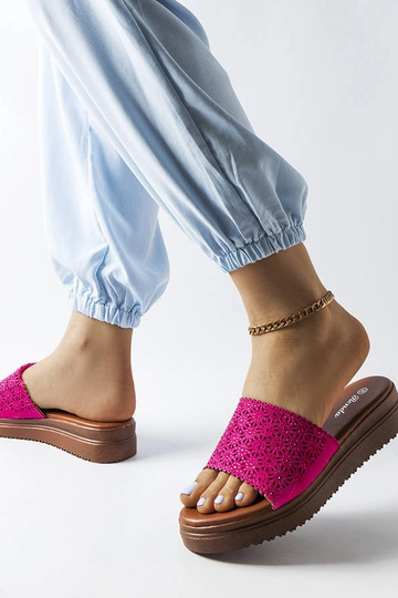 Tamsiai rožinės spalvos... 2