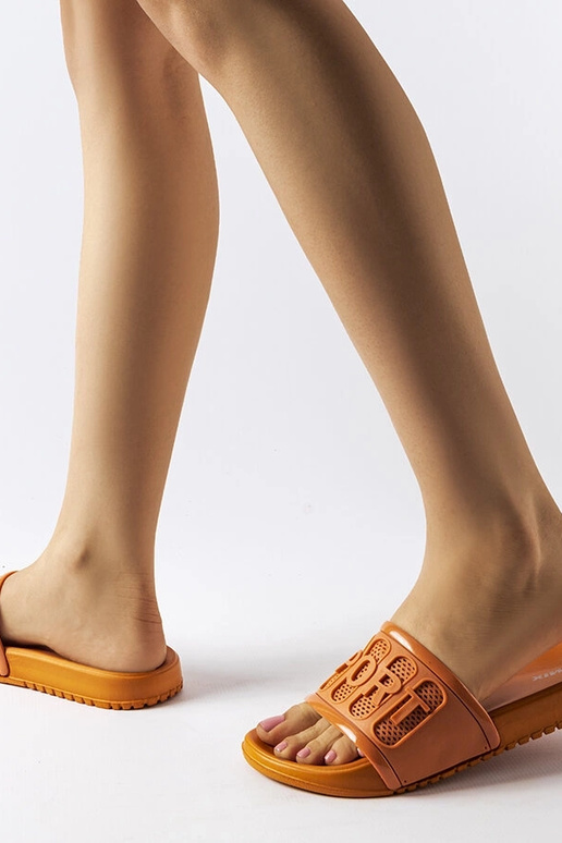 Moiariello oranžinės guminės šlepetės Moiariello oranžinės guminės šlepetės