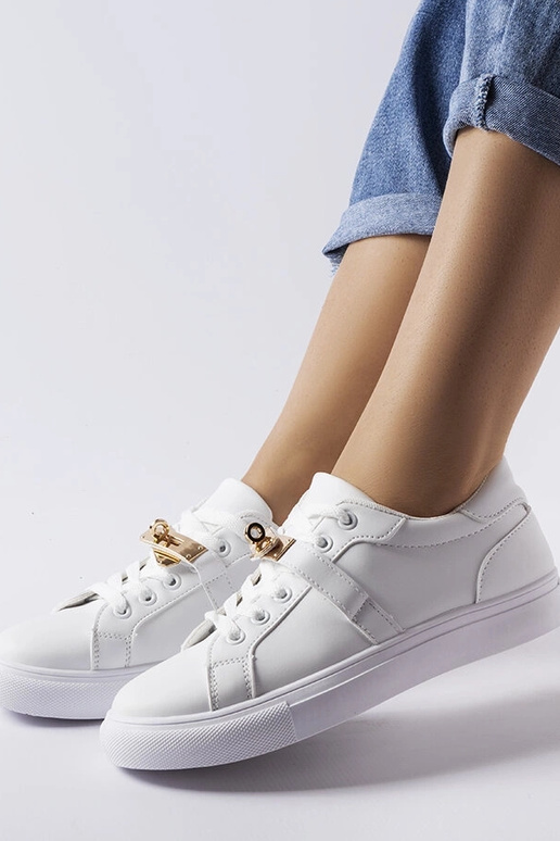 Balti sportbačiai su aukso akcentu... Balti sportbačiai su aukso akcentu...