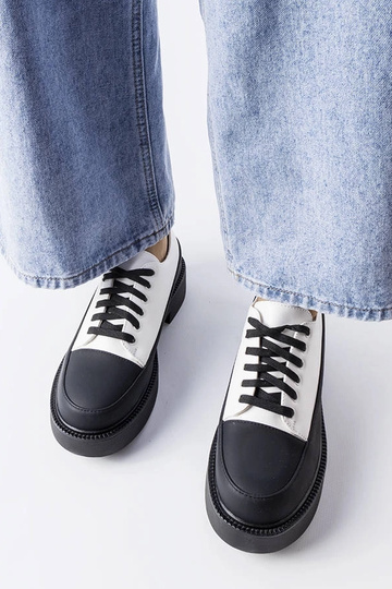 Balti bateliai Merico