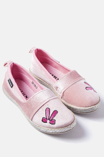 Patria rožinės spalvos...