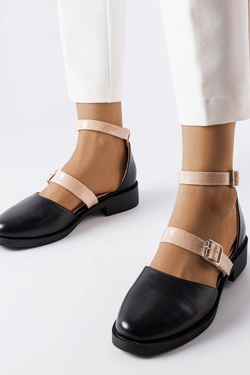 Juodos Josiane sagties... 2