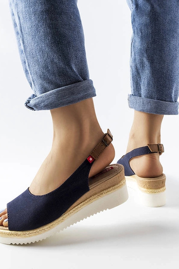 Juodi sandalai ant... 2