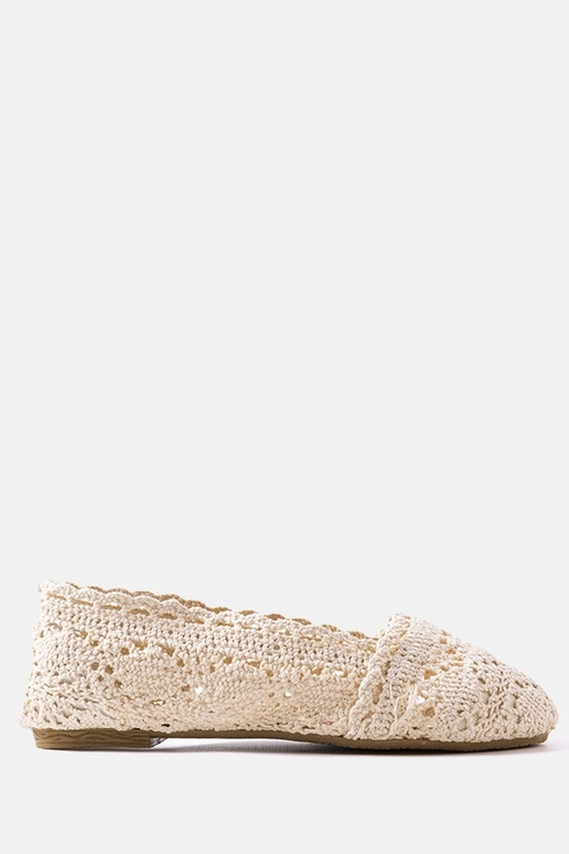 Smėlio spalvos nerti kūdikių baleto...