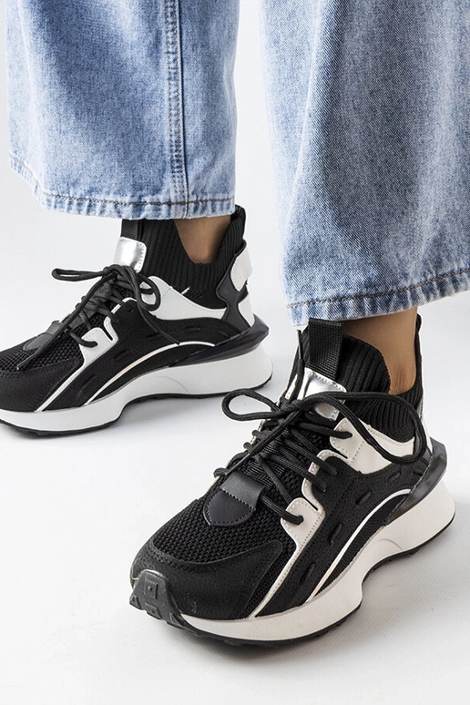 Juodai balti stilingi sportbačiai Begins