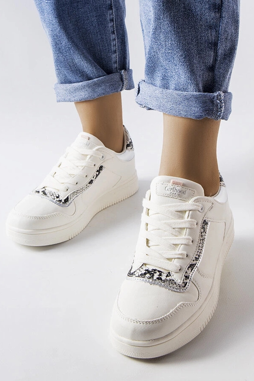 Balti dirbtinės odos sportbačiai Nelma Balti dirbtinės odos sportbačiai Nelma