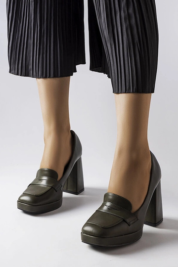Tamsiai žalios spalvos pompos su aukštakulniais Inès