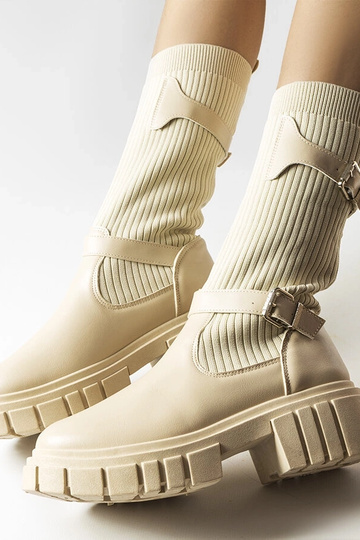 Smėlio spalvos stilingi... 2