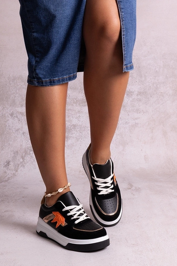 Juodi dirbtinės zomšos...