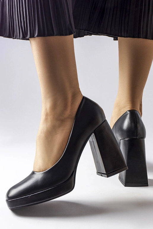 Juodos Mailly aukštakulnės pompos Juodos Mailly aukštakulnės pompos