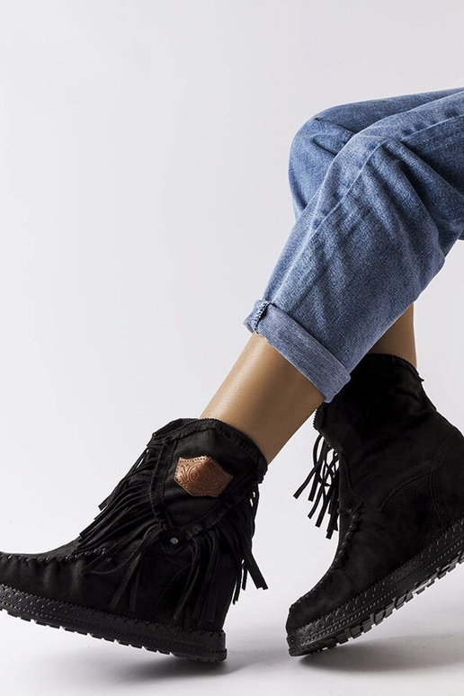 Juodi Giudice platforminiaibatai Juodi Giudice platforminiaibatai