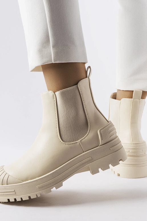 Smėlio spalvos darbininkai su...