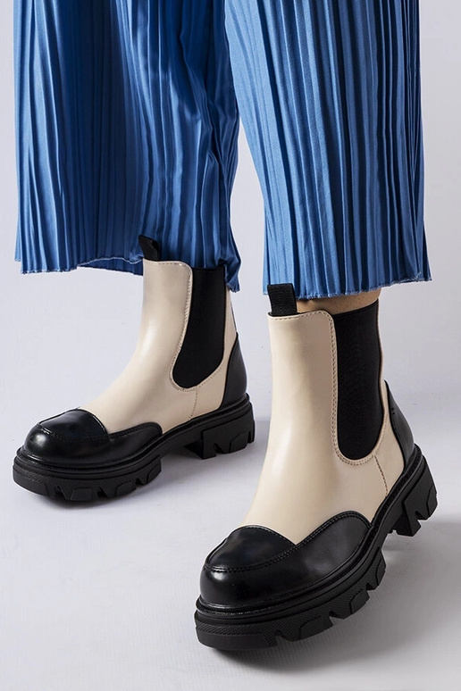 Albany juodi ir smėlio spalvos... Albany juodi ir smėlio spalvos...